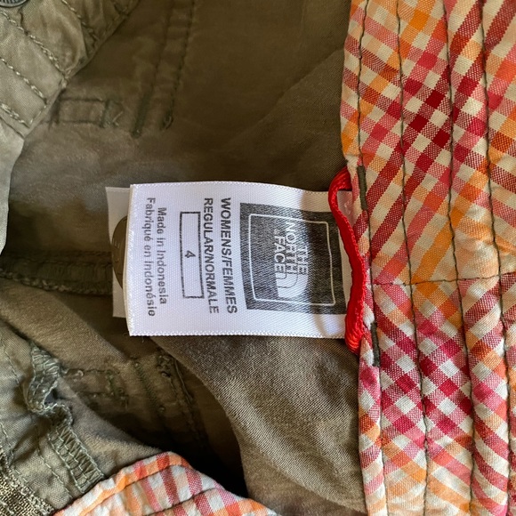 The North Face Khaki Capris - Picture 3 of 9